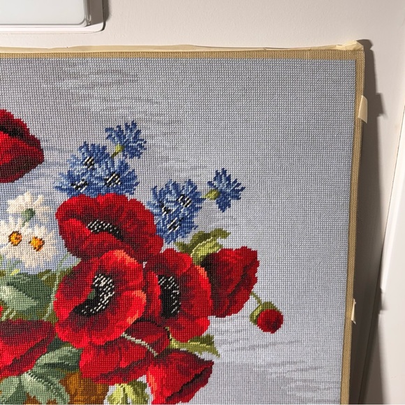 Vintage Large Needlepoint, Gobelin by Wiehler Poppies and Wild Flowers Unframed - Picture 5 of 10